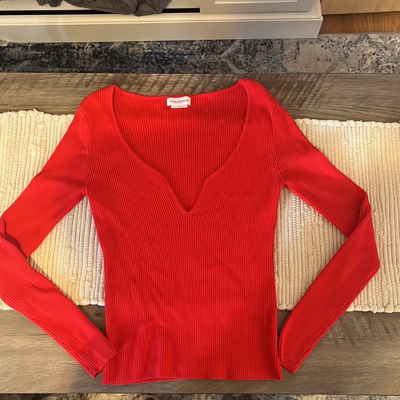 Sweater - Picture 2 of 3